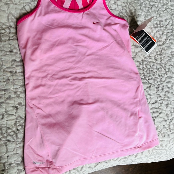 NEW! Girls Nike dry fit set. Girls 14 - L - Picture 5 of 6